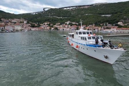 Dagless Fleur De Lys Motor Yacht Ft In Supetarska Draga Cadabra