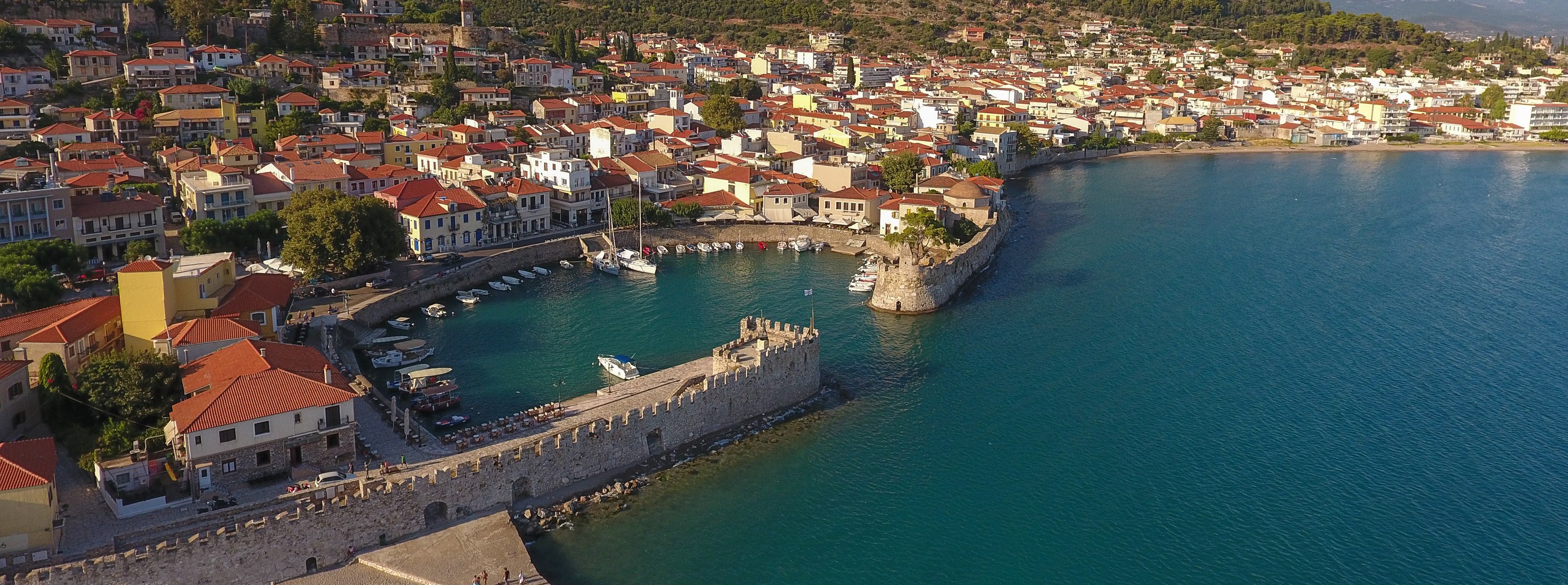 Ναύπακτος, Ελλάδα