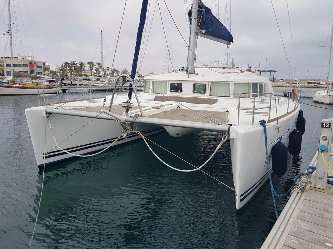 Lagoon 440