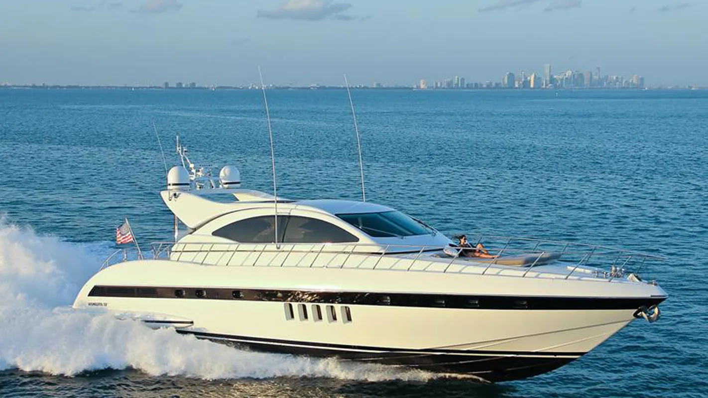 Overmarine 72' Mangusta Maxi Open