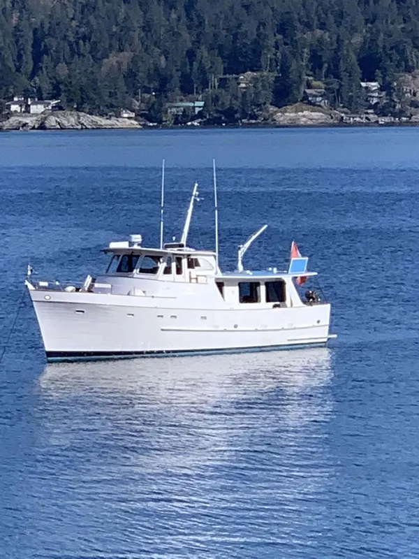 Grand Banks Trawler Yachts and Eastbay Cruisers Pilot house cruiser 