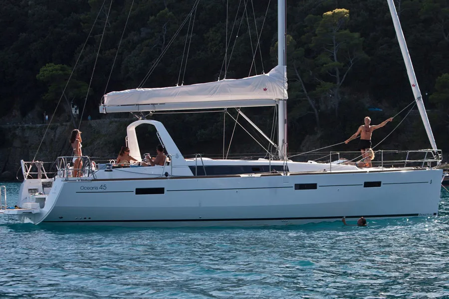 Beneteau Oceanis 45