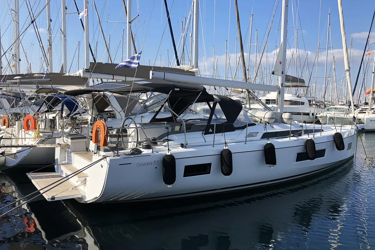 Beneteau Oceanis 51.1