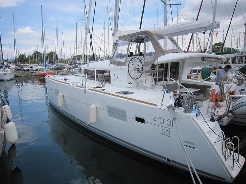 Lagoon 400 S2