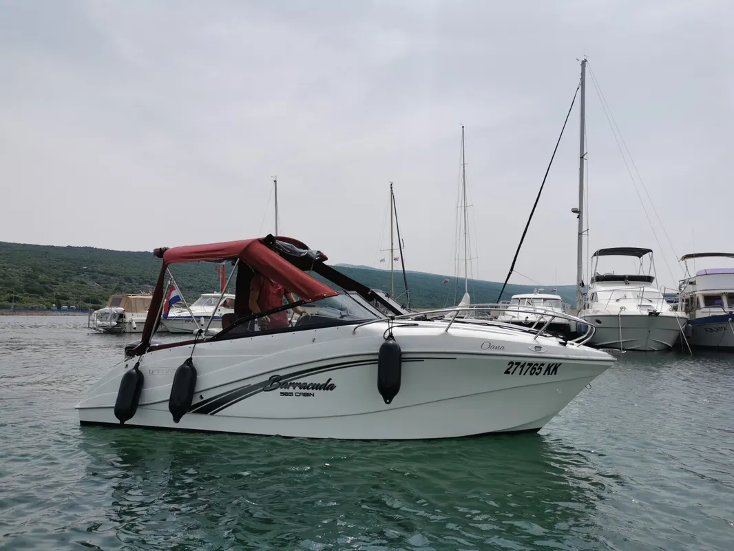 Okiboats Oki Barracuda 585