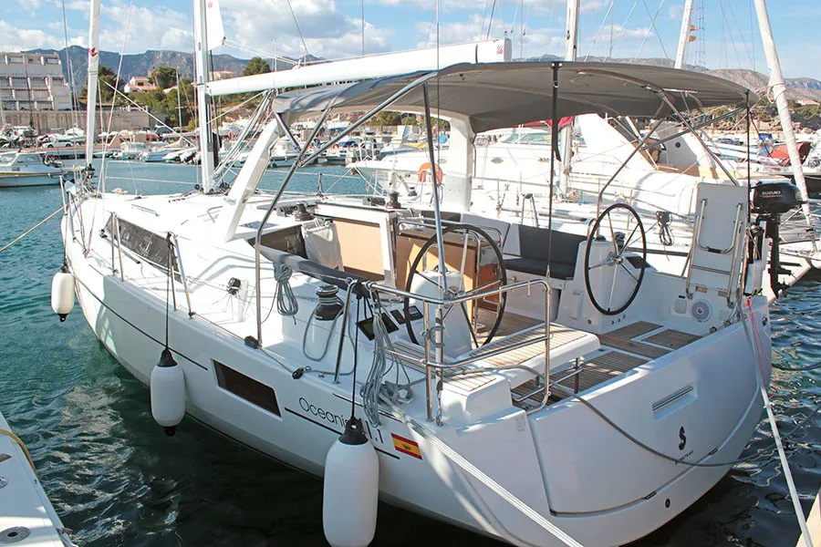 Beneteau Oceanis 41.1