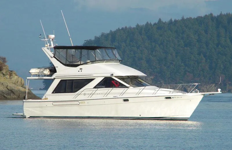 Bayliner 39