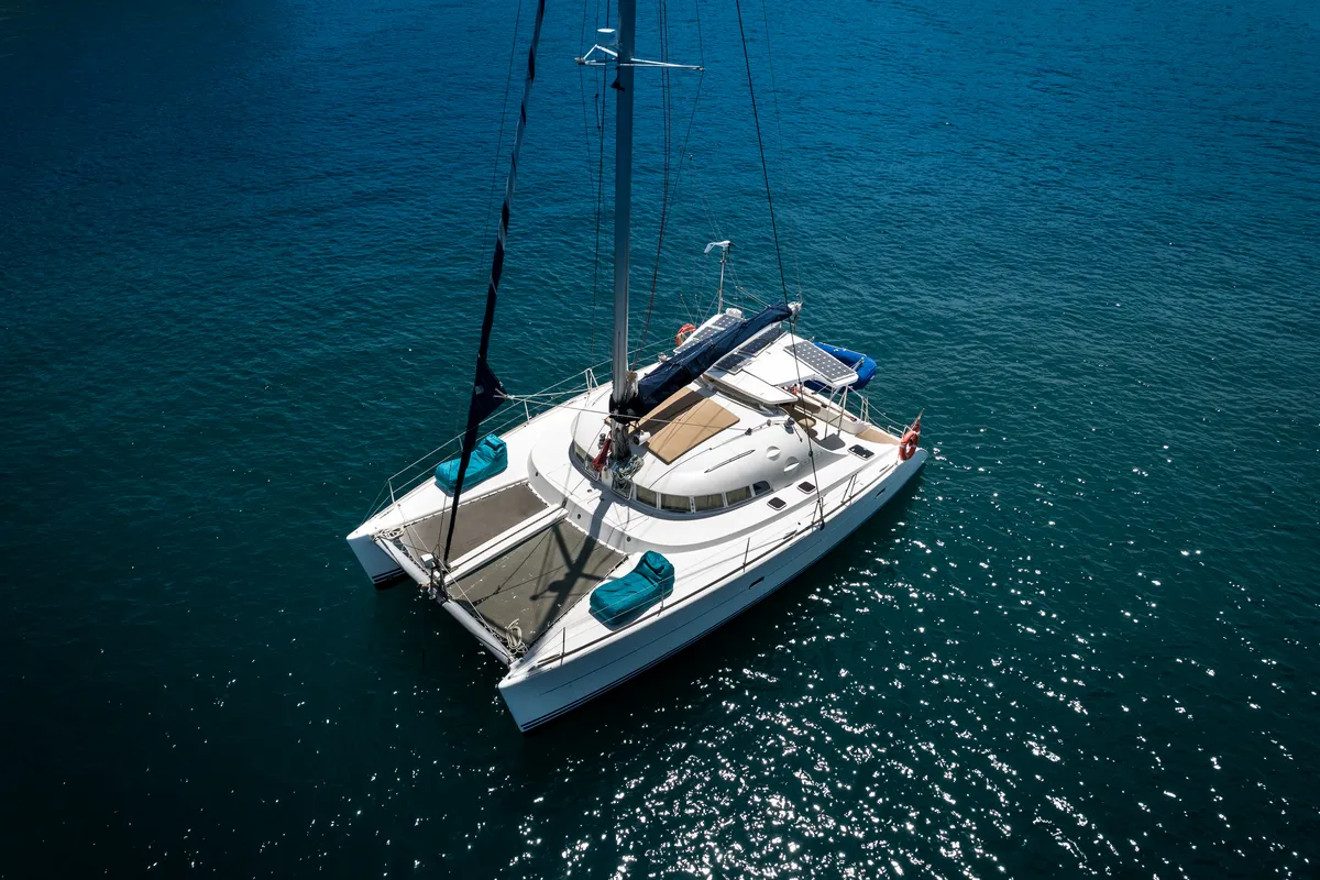 Lagoon 410