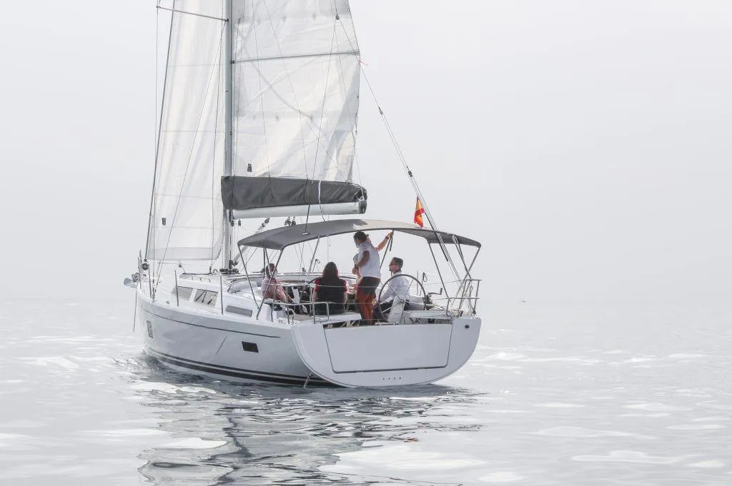 Hanse 388