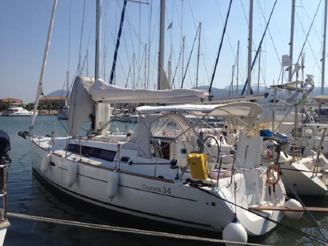 Beneteau Oceanis 34 