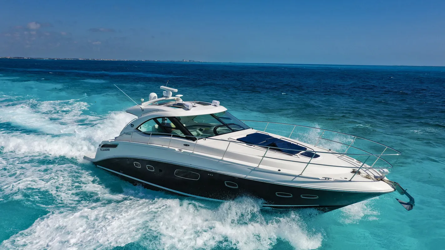 Sea Ray 48