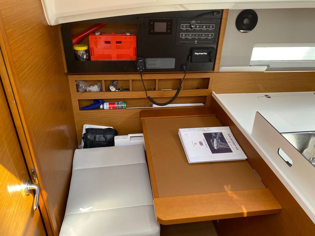 Jeanneau Sun Odyssey 410