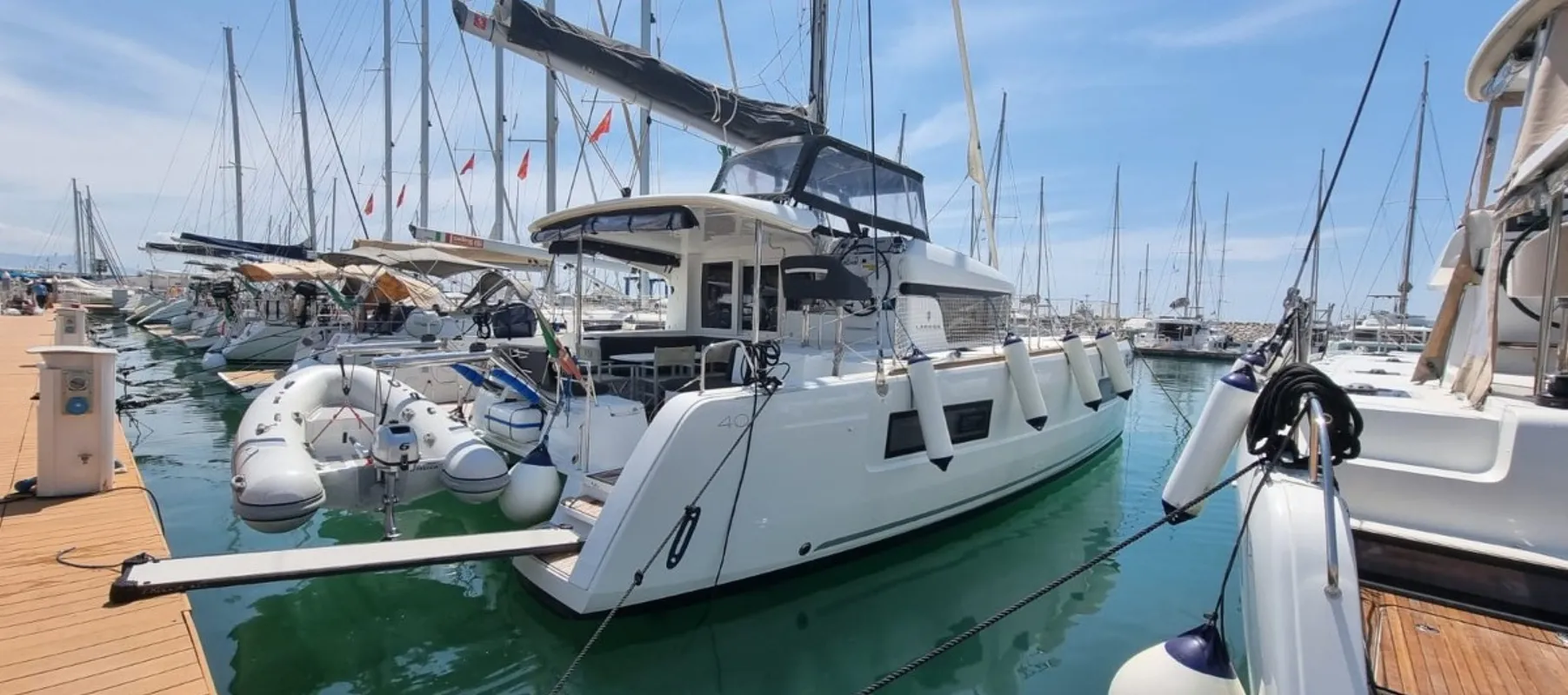 Lagoon 40