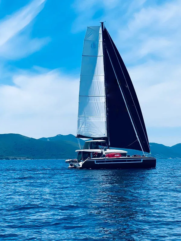 48 ft lagoon catamaran