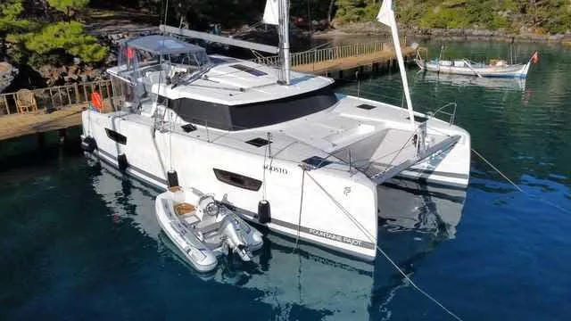 Fountaine Pajot Astrea 42