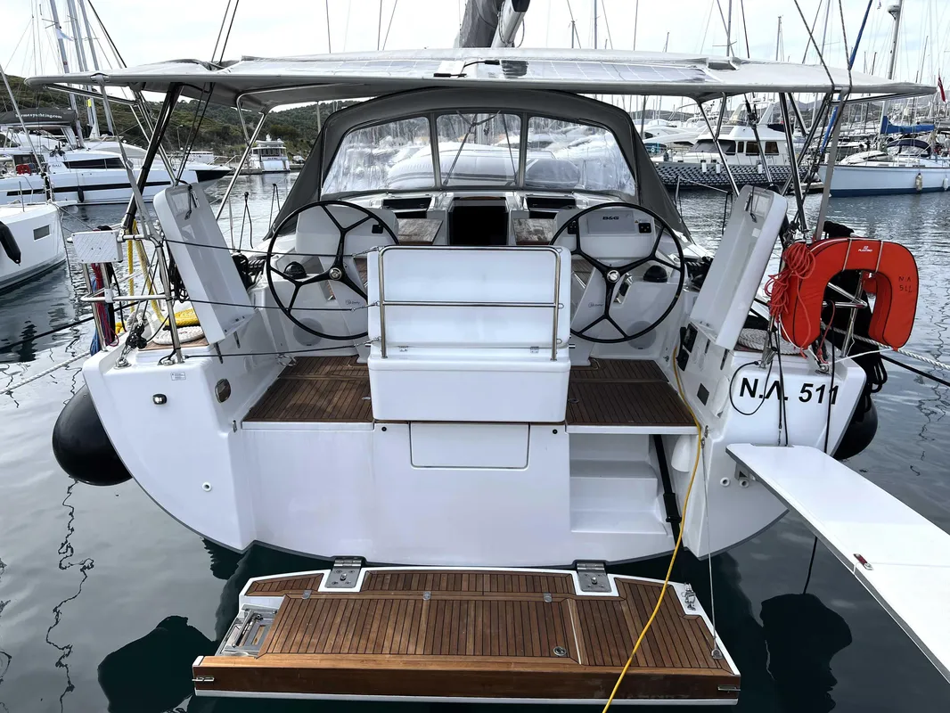 Hanse 508