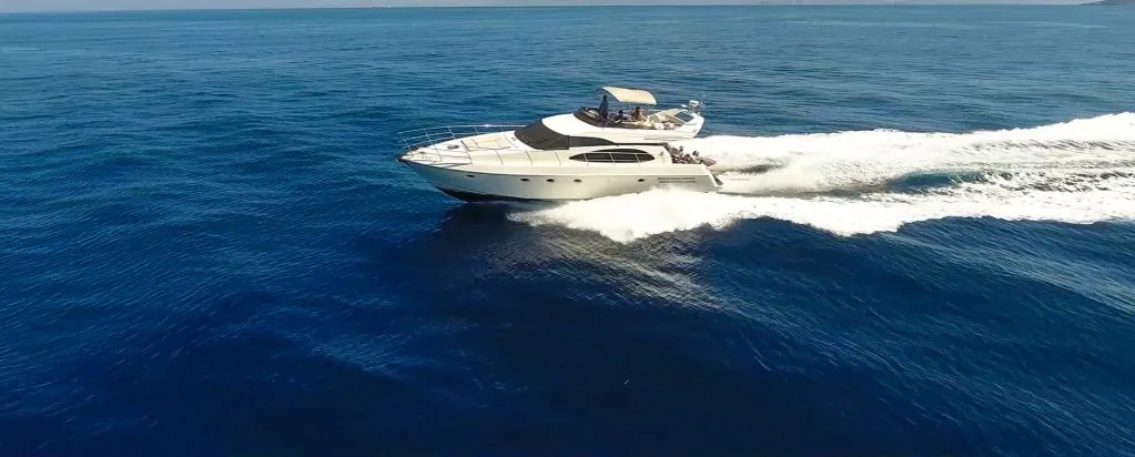 Azimut 58