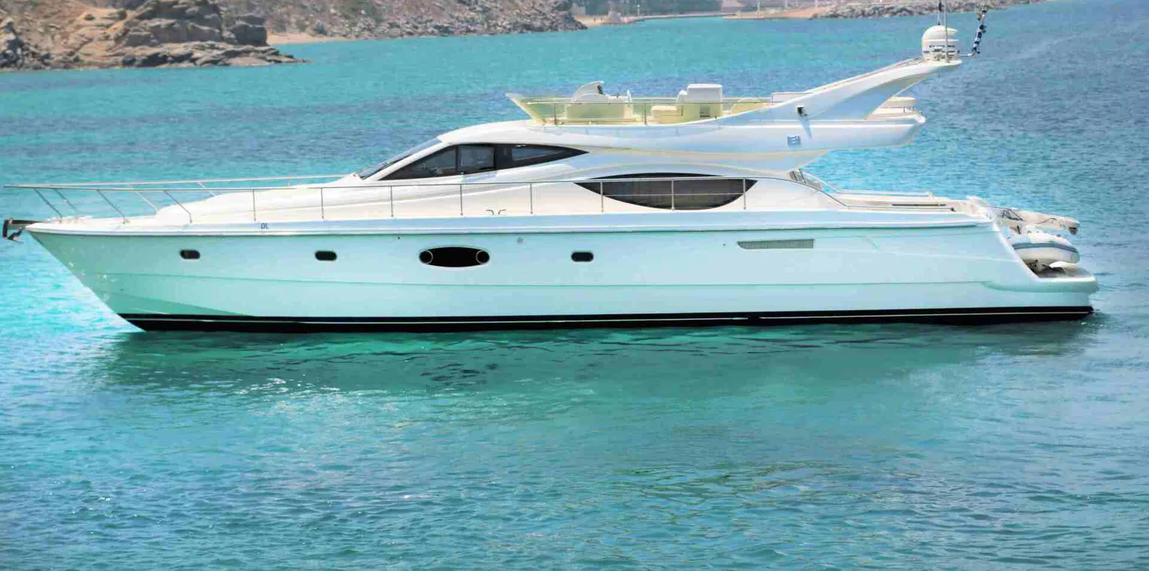 Ferretti 550