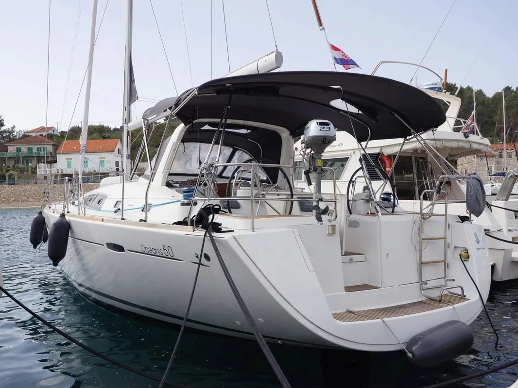 Beneteau Oceanis 50 Family