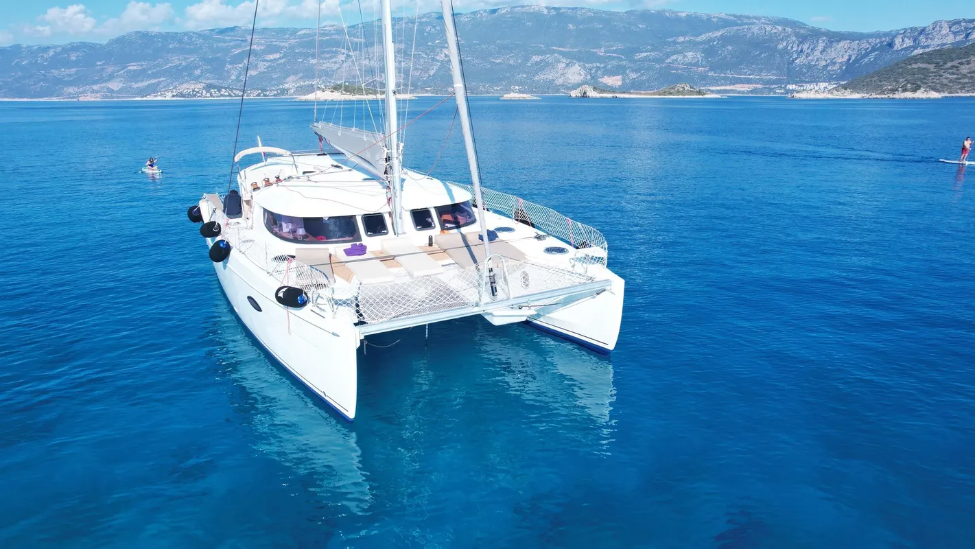 Fountaine Pajot Lipari 41