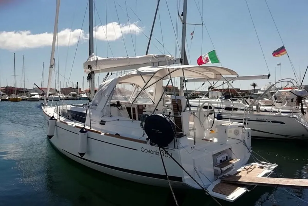 Beneteau Oceanis 35.1