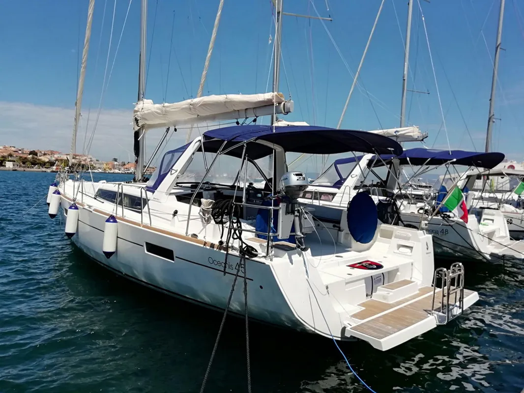 Beneteau Oceanis 45