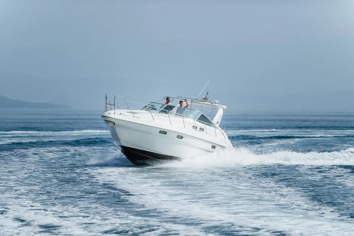 Sealine S37