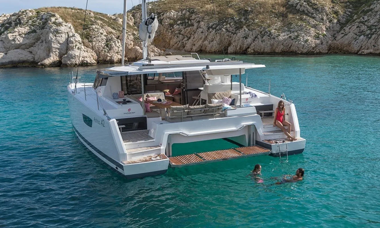 Fountaine Pajot Astrea 42