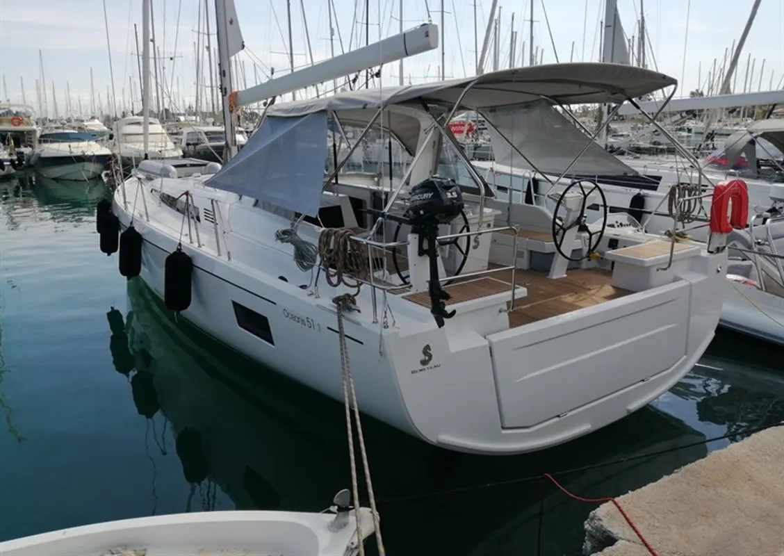 Beneteau Oceanis 51.1