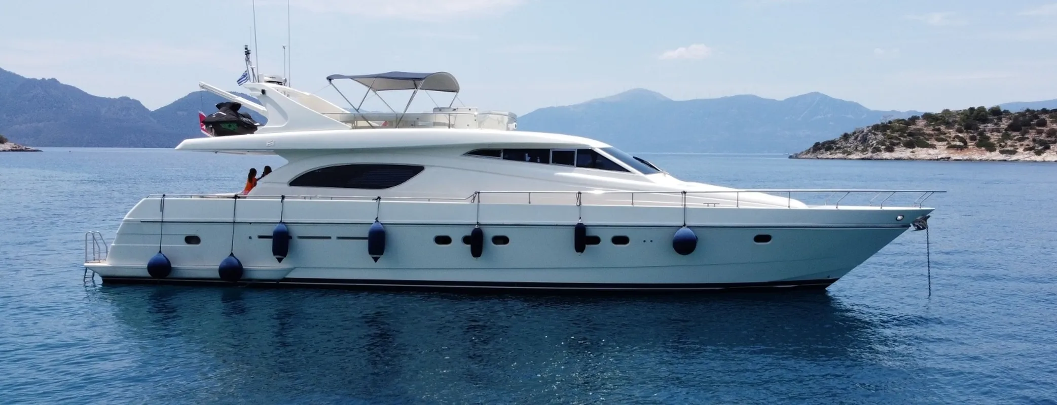 Ferretti 72