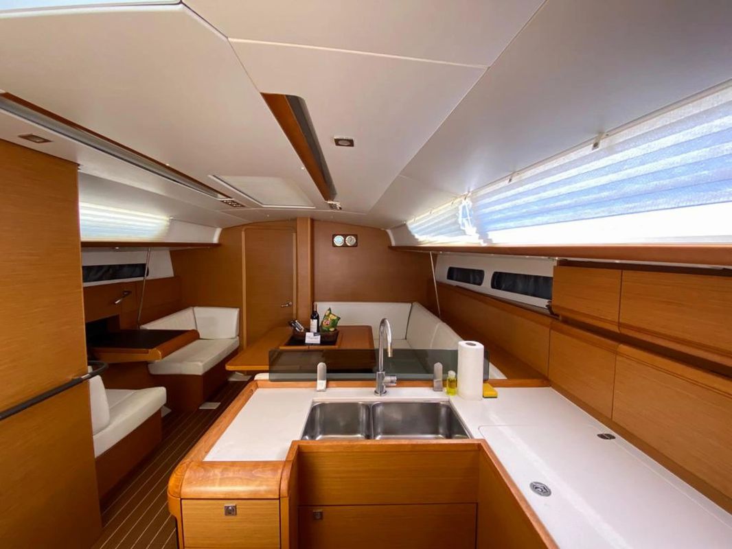 Jeanneau Sun Odyssey 35