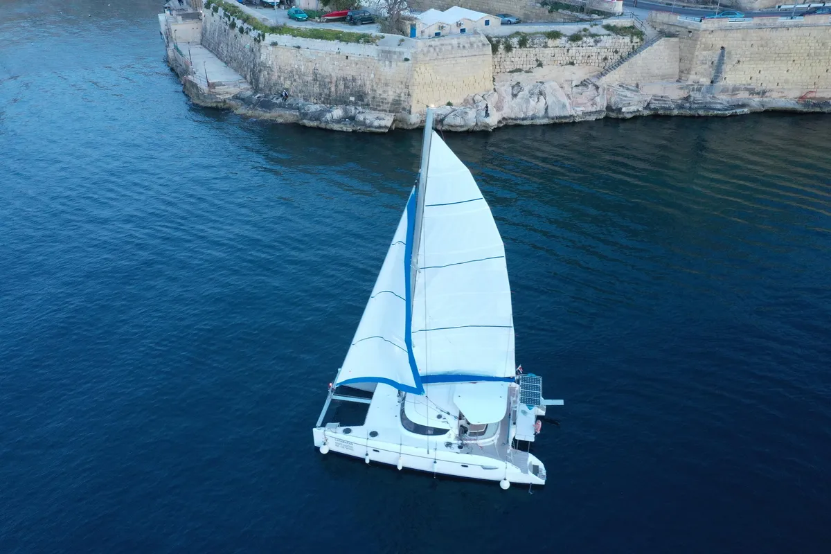 Fountaine Pajot Lavezzi 40