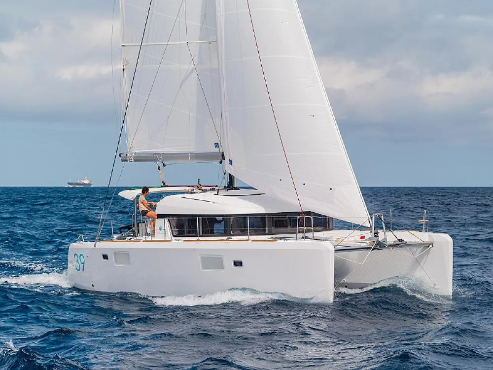 Beneteau Lagoon 39