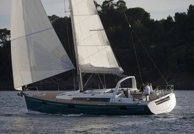 Beneteau Oceanis 48