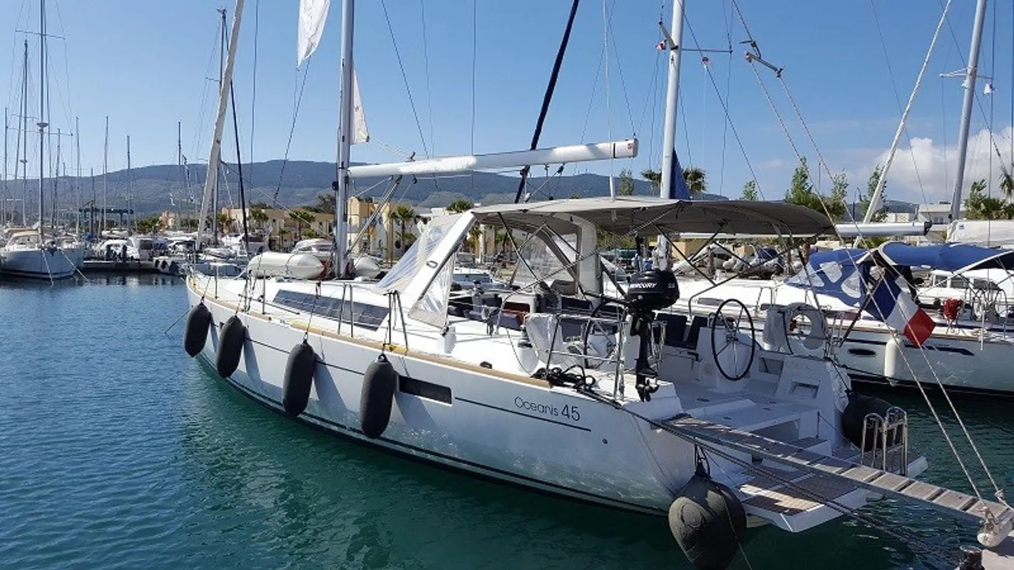 Beneteau Oceanis 45