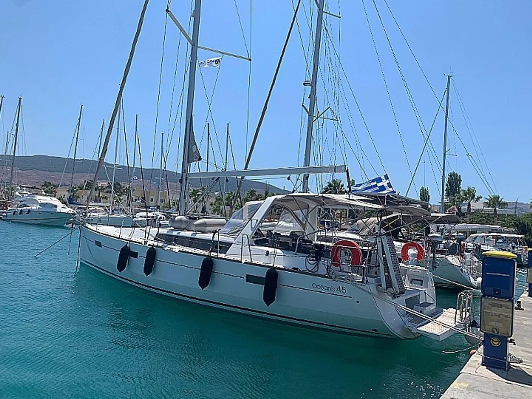 Beneteau Oceanis 45