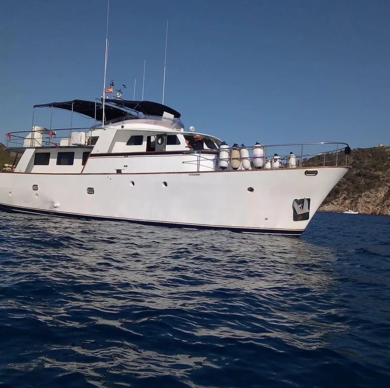  Alberto Vargas Gracia Trawler 59