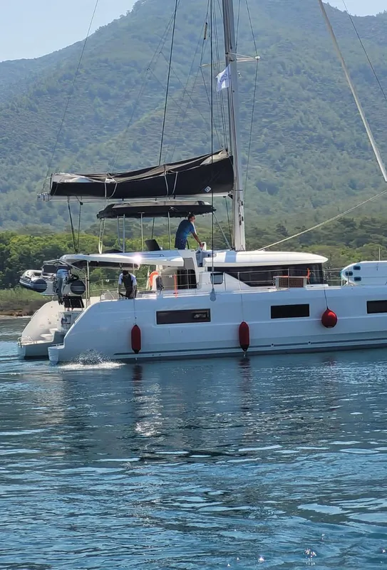 Lagoon 46