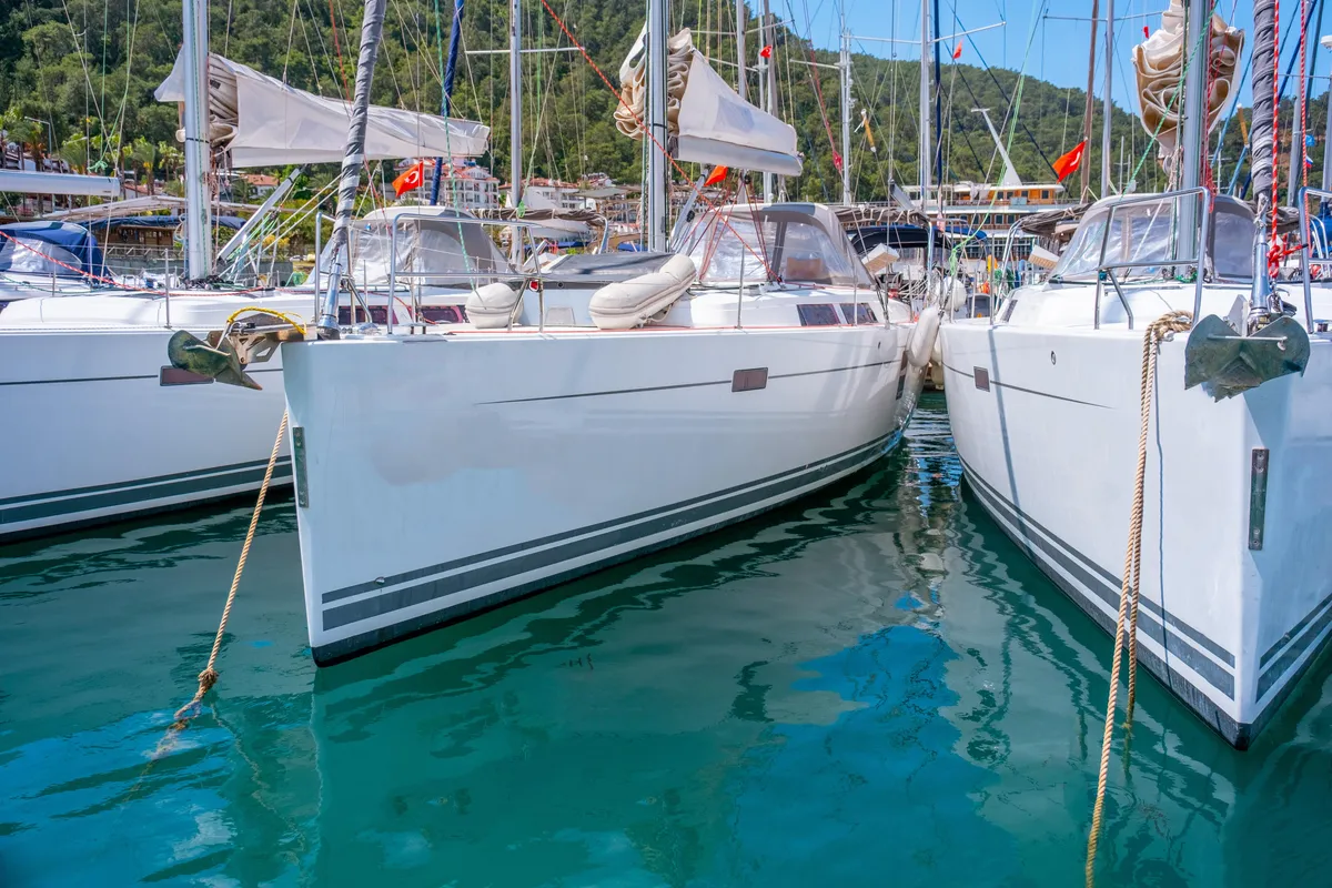 Hanse Yachts 445 - Sailing Yacht 45 ft in Fethiye - Procyon | BednBlue