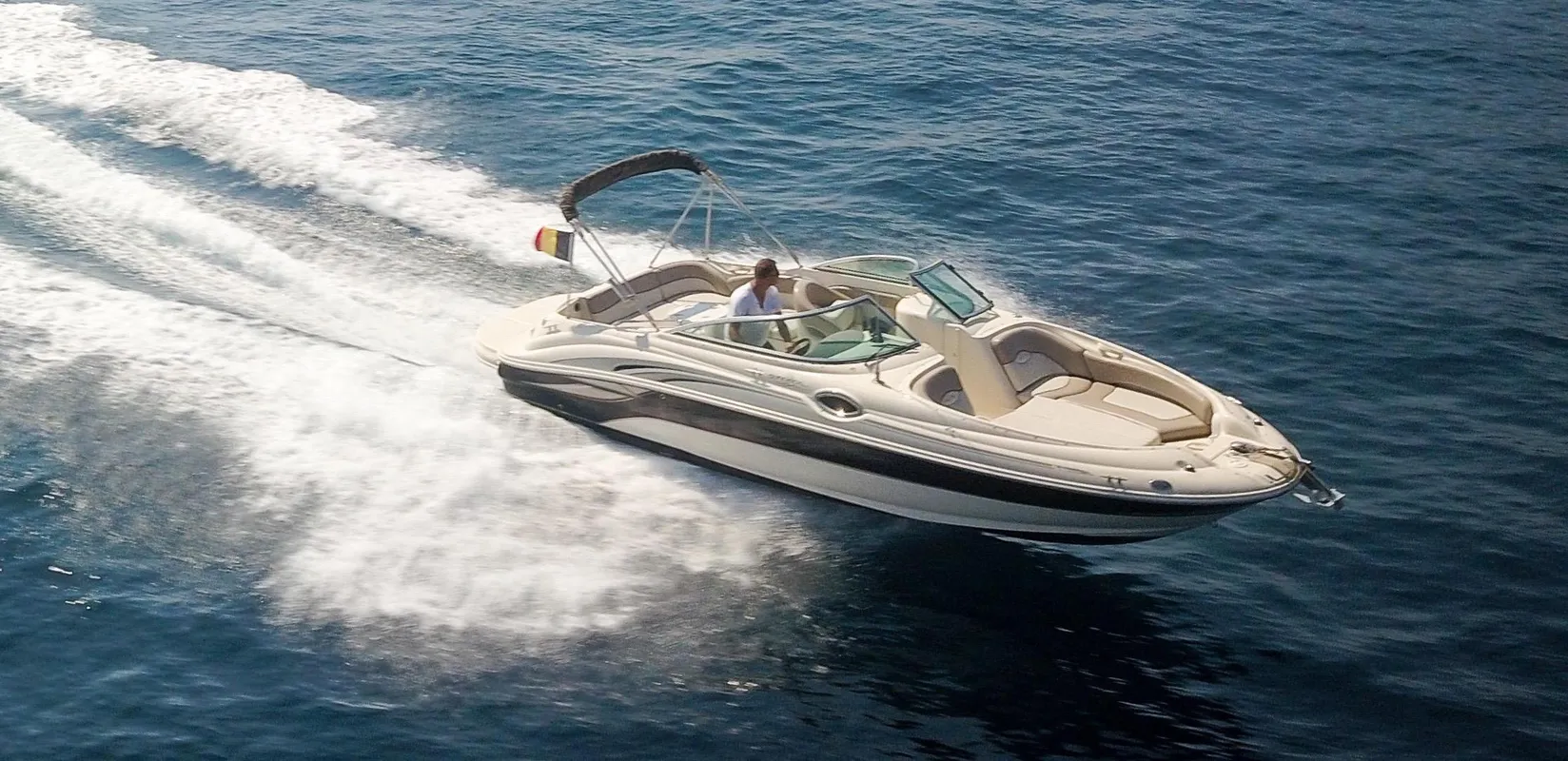 Sea Ray 240 Sundeck