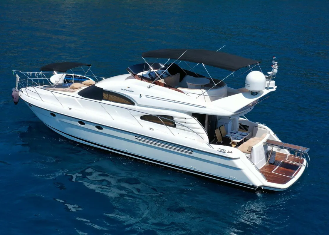 Squadron Fairline 55