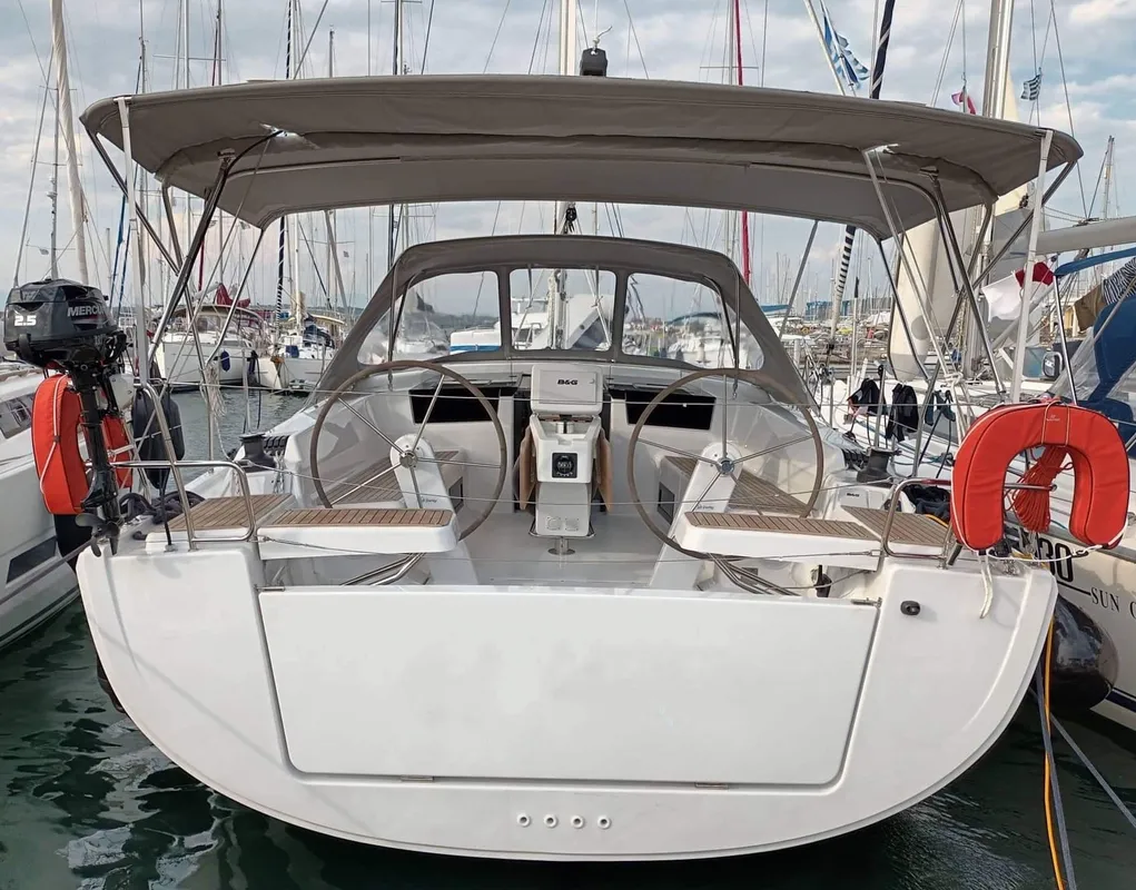 Hanse Yachts 418