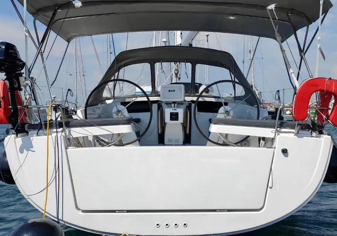 Hanse Yachts 418