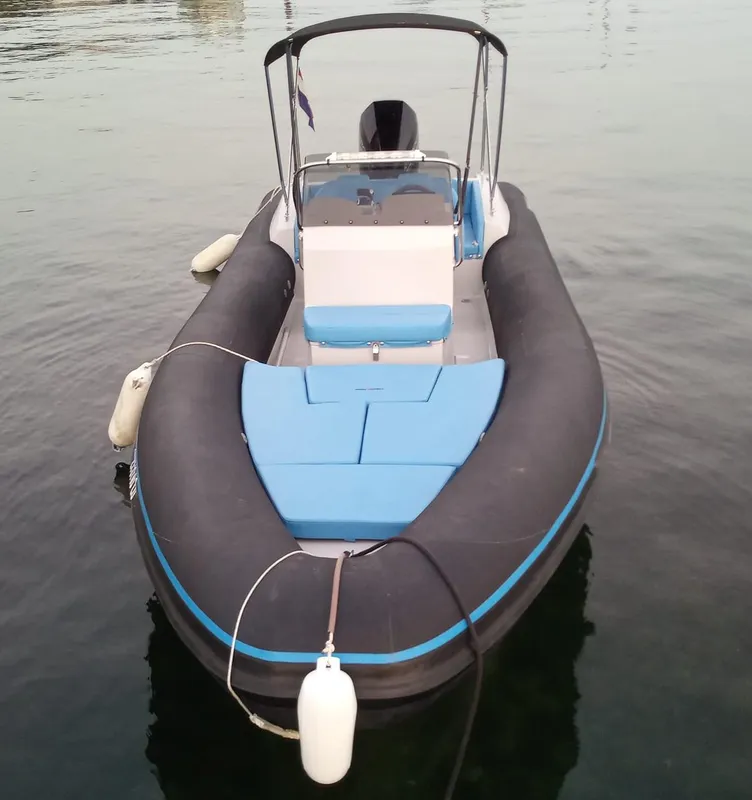 Hydrosport 696 Sundeck