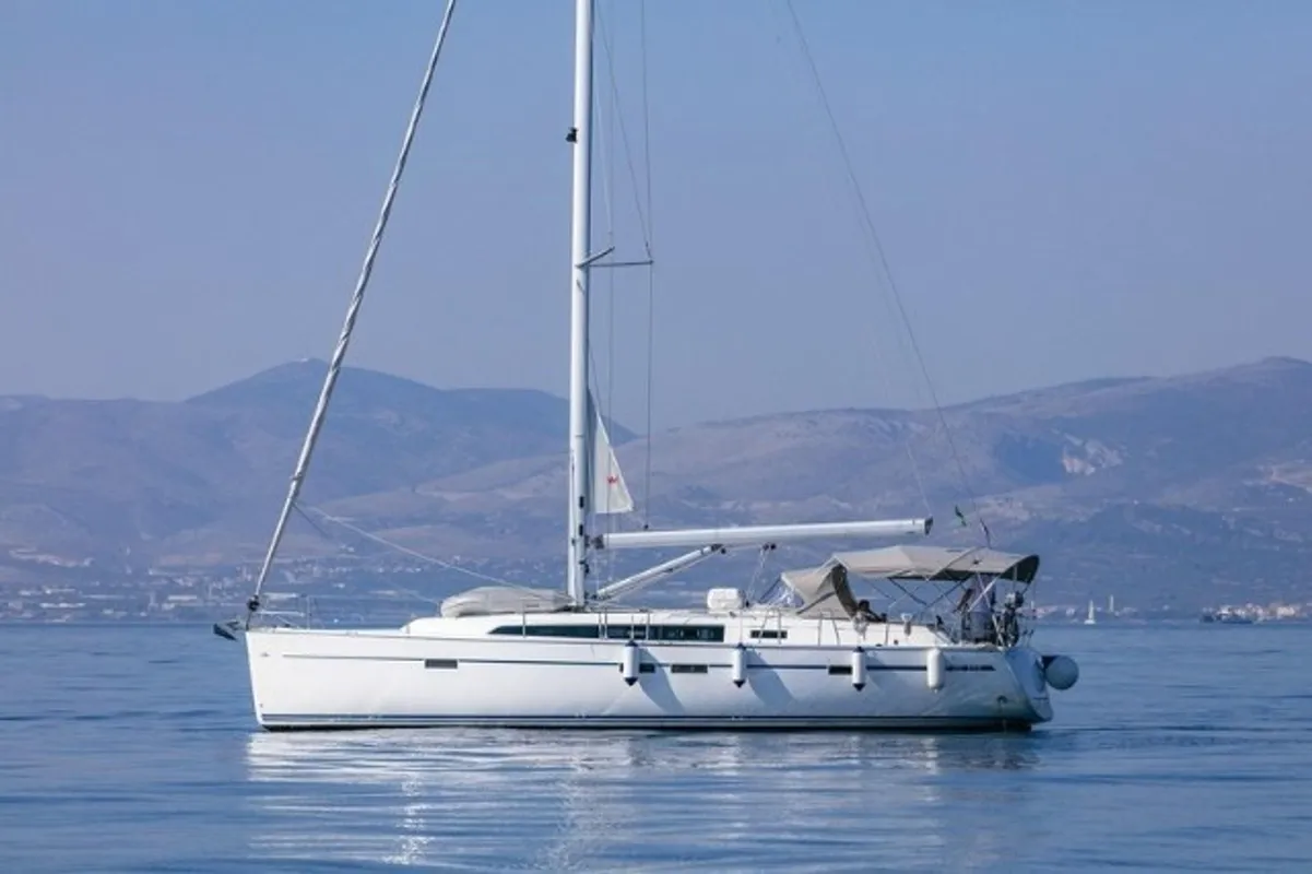 Beneteau Oceanis 38.1