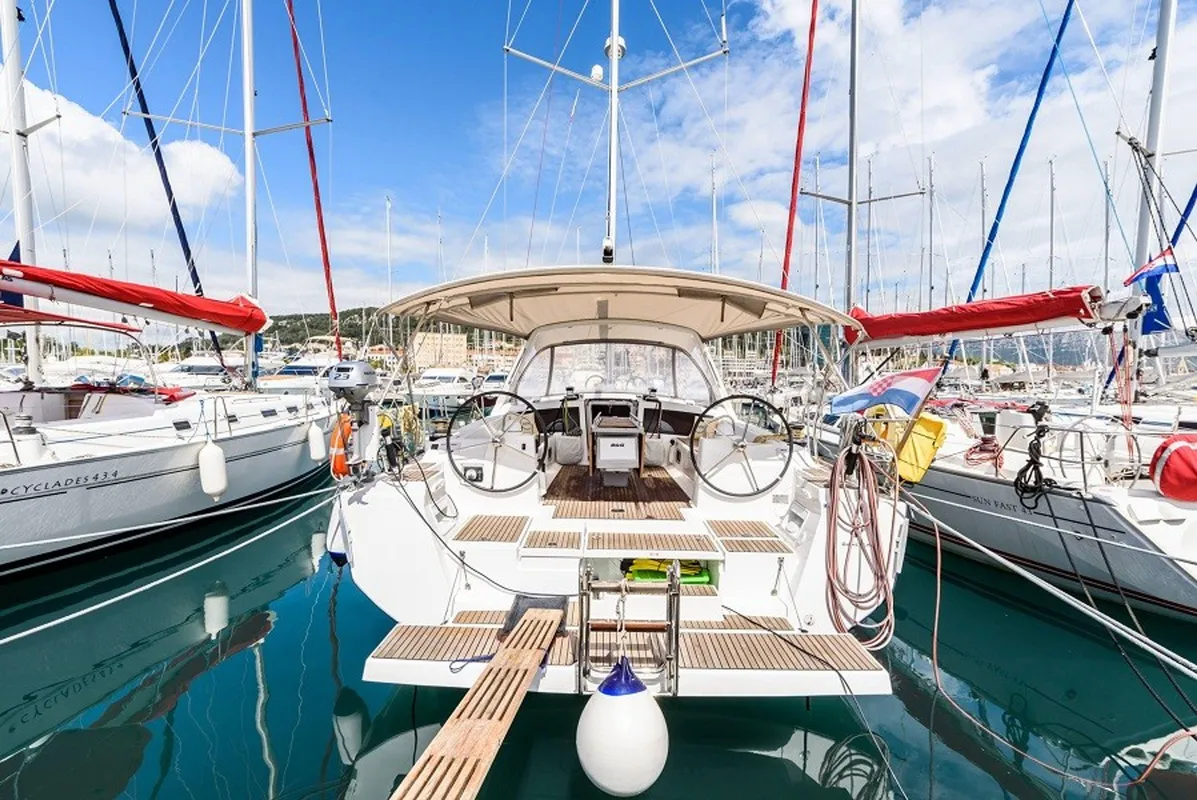 Beneteau Oceanis 48