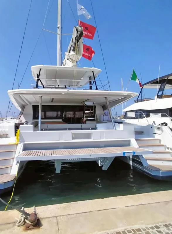 Fountaine Pajot Samana 59