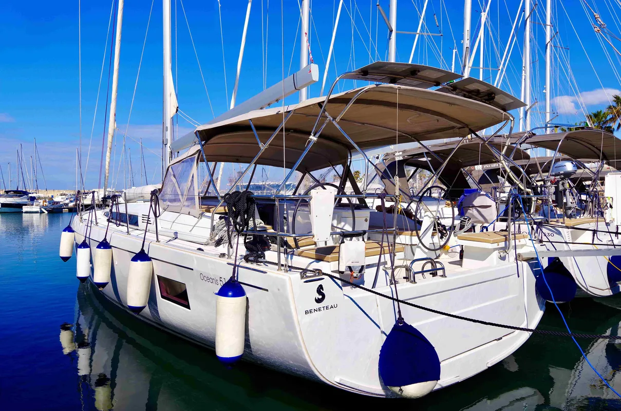 Beneteau Oceanis 51.1