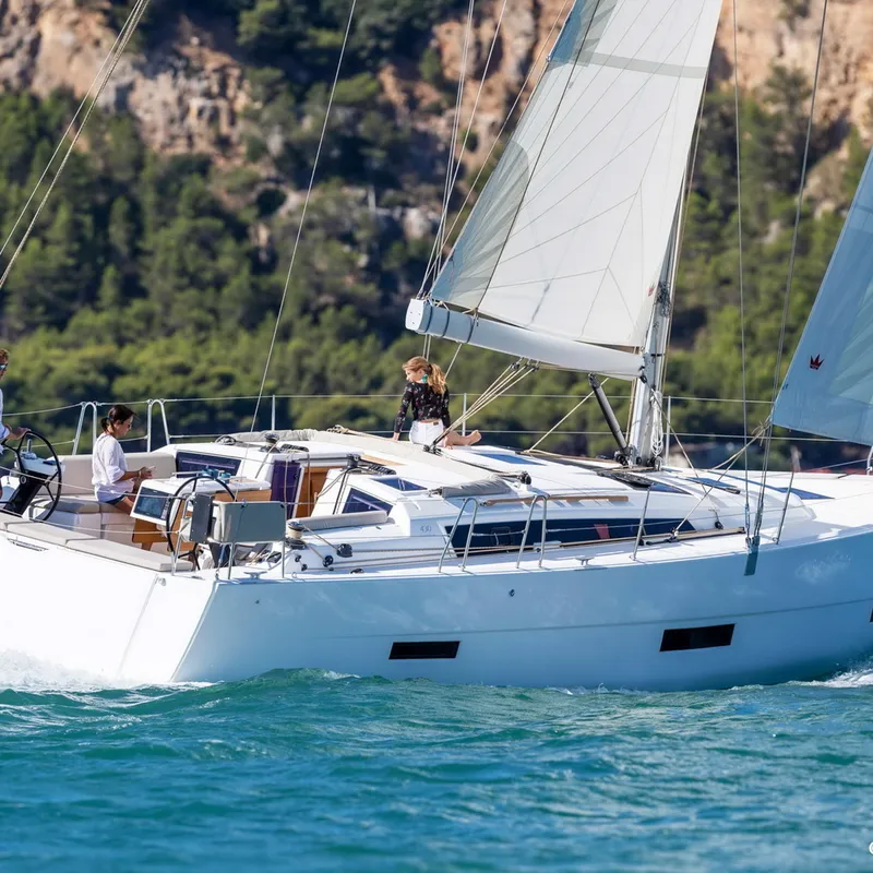 Dufour Yachts 430 GL