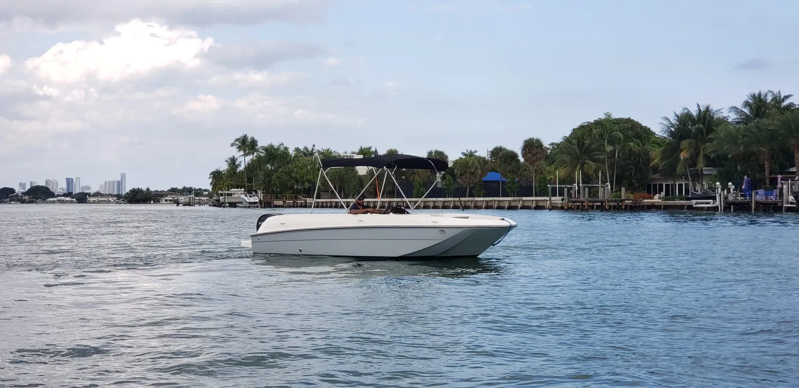 Bayliner E21